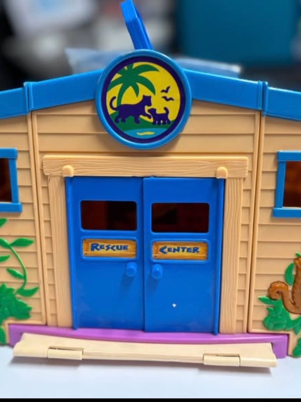 Fisher-Price Rescue Center Playset - Blue and Tan
